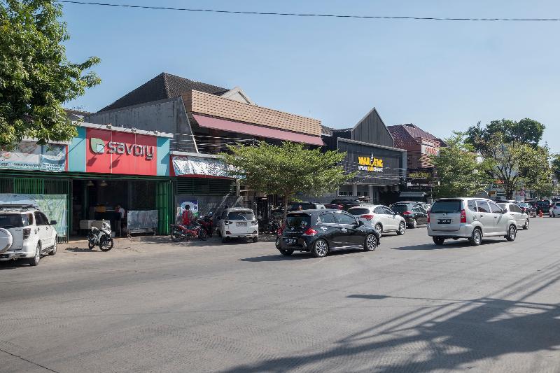 Oyo 1114 Hotel Denpasar Macáçar Exterior foto